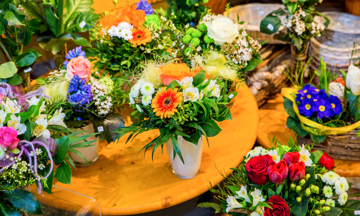 Blumen Schneider Esslingen Blumenfachgeschäft Friedhofgärtnerei